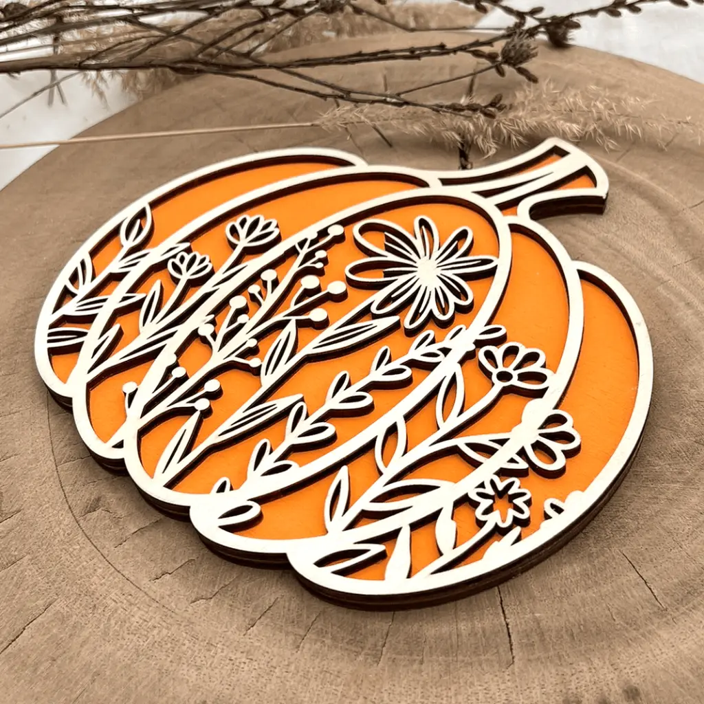 A01249-02-Kürbisdeko - Floralverzierung im Kürbis.webp