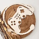 A00928-gamer-wanddeko-holz-weiß-controller-headset-gaming-kinderzimmer-seitlich.webp