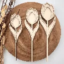 vergleich-s-m-l-fruehlingsdeko-tulpe-holz-natur-geschenk.webp