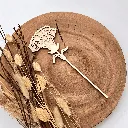 A00130-holz-nelke-blume-natur-dekoration-fruehling-blumenstecker-seitlich .webp