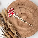 A00107-holz-nelke-blume-rot-love-dekoration-fruehling-blumenstecker-seitlich.webp