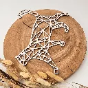 A00557-katze-laufend-wandbild-holz-weiß-geometrisch-modern-skylaser-seitlich.webp