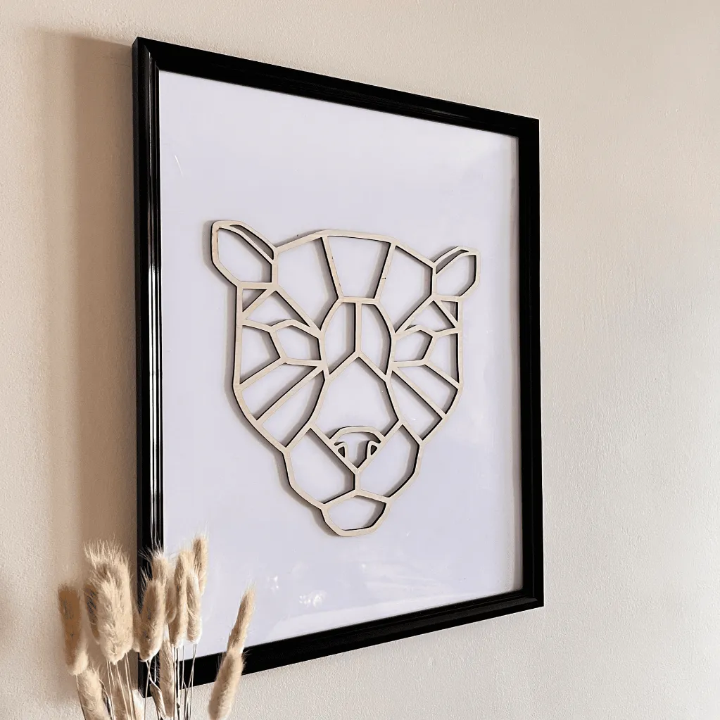 A00400-geometrisches-puma-holz-natur-wanddekoration-modern-im-rahmen.webp