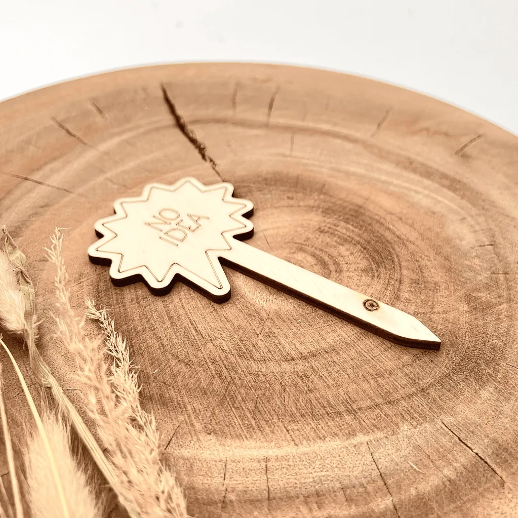 A00675-no-idea-pflanzenstecker-holz-natur-blumentopf-skylaser-seitlich.webp