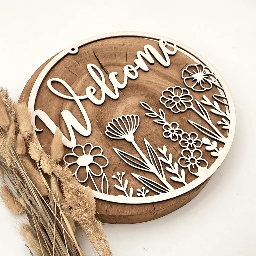 A00497-holz-weiß-wanddeko-welcome-rund-blumen-seitlich.webp
