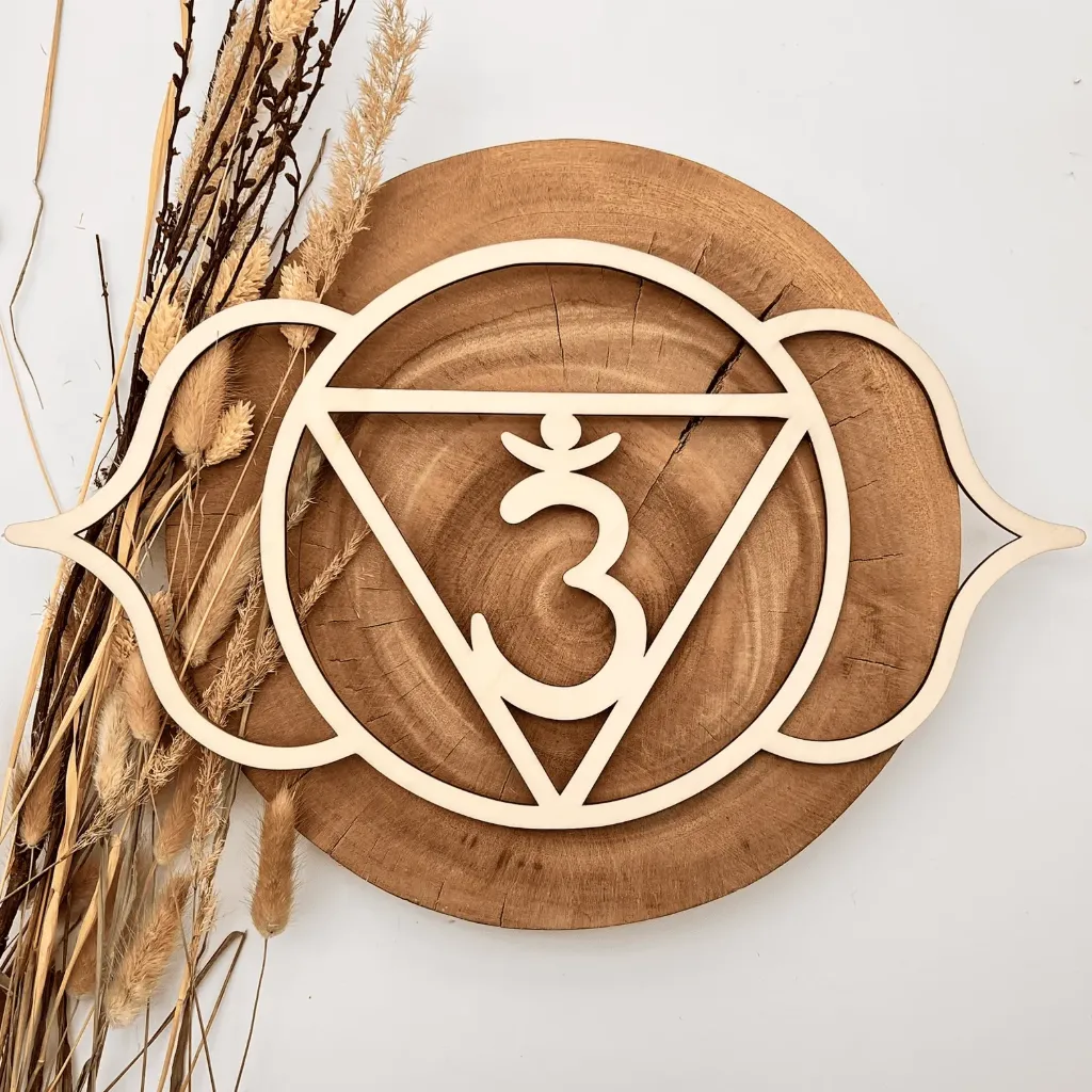 [A01729] Chakra Symbol Ajna (Stirnchakra) aus Holz – spirituelles Motiv für Yoga & Meditation (Natur)