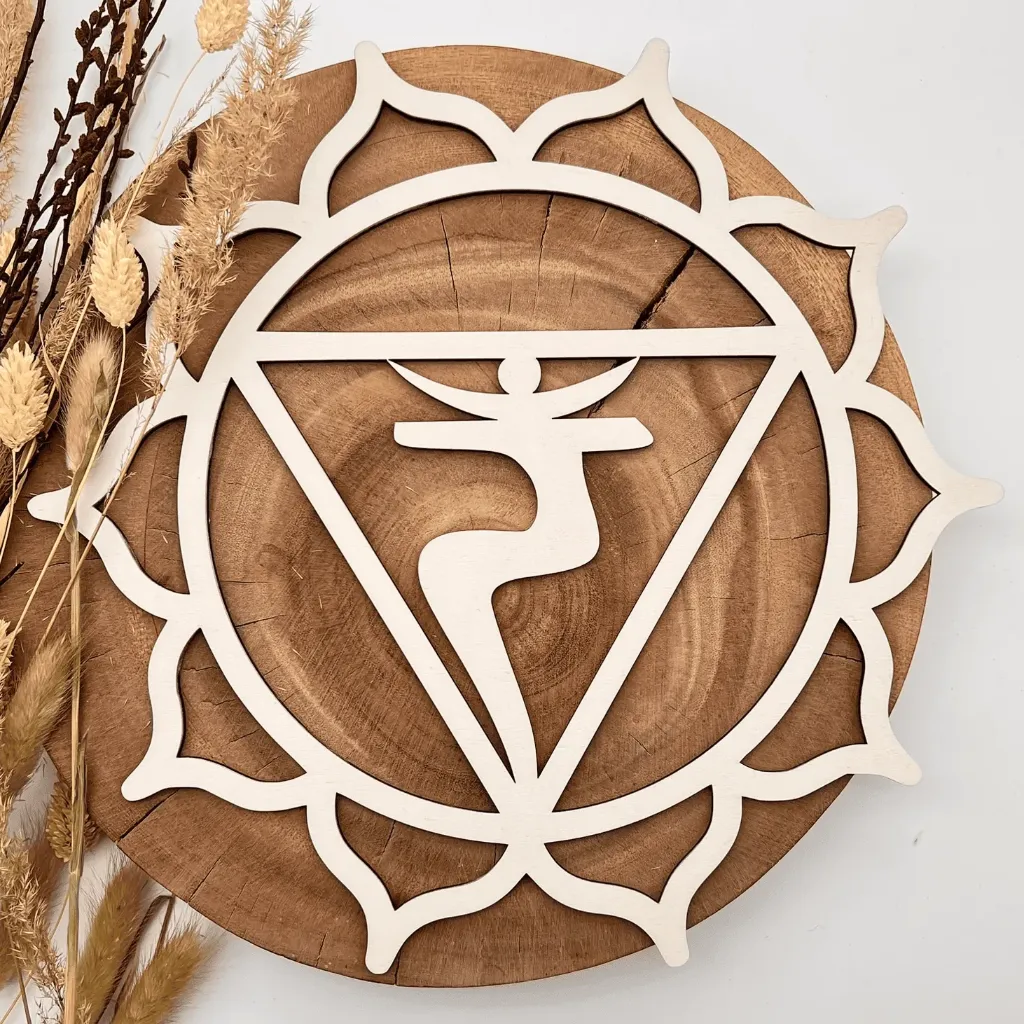 Chakra Wanddeko Manipura aus Holz – Solarplexus Chakra