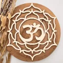 Chakra Symbol Sahasrara (Kronenchakra) aus Holz – spirituelles Motiv für Yoga & Meditation