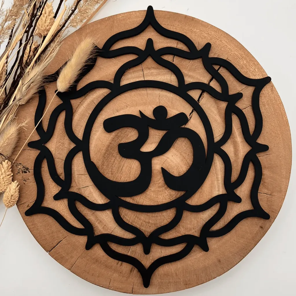 Chakra Wanddeko Sahasrara aus Holz – Kronenchakra