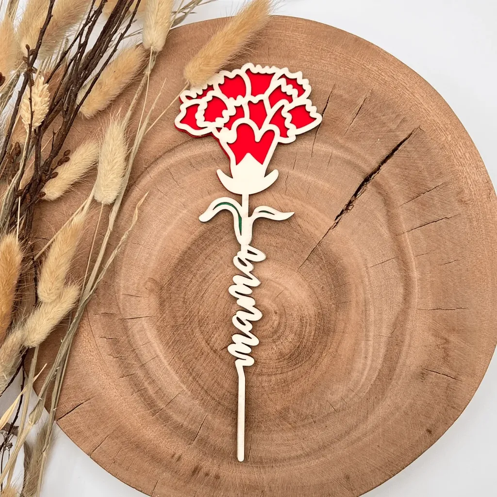 Holz-Nelke mit „Mama“-Stängel – Geschenkidee Muttertag