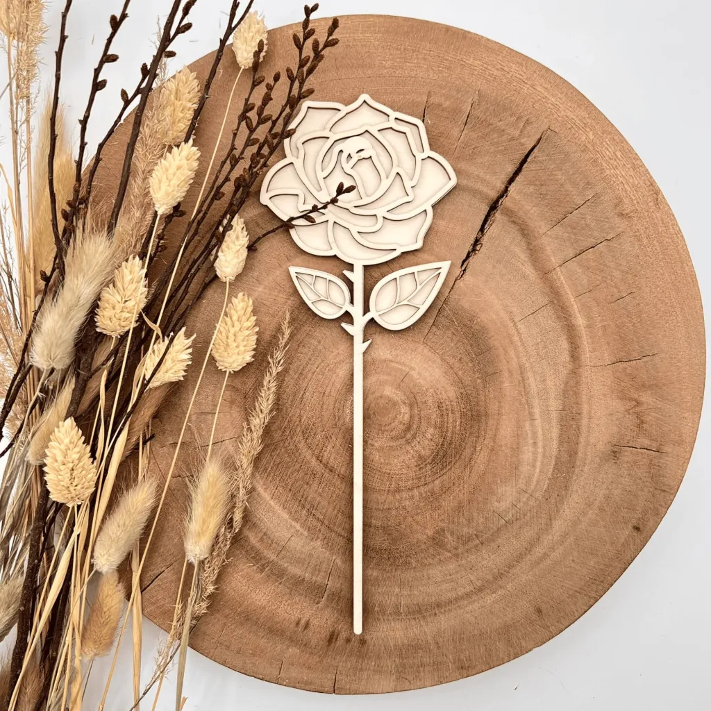 [A00238] Holz-Rose – Deko-Blume lasergeschnitten (Natur, 23,5 × 8,5 cm)