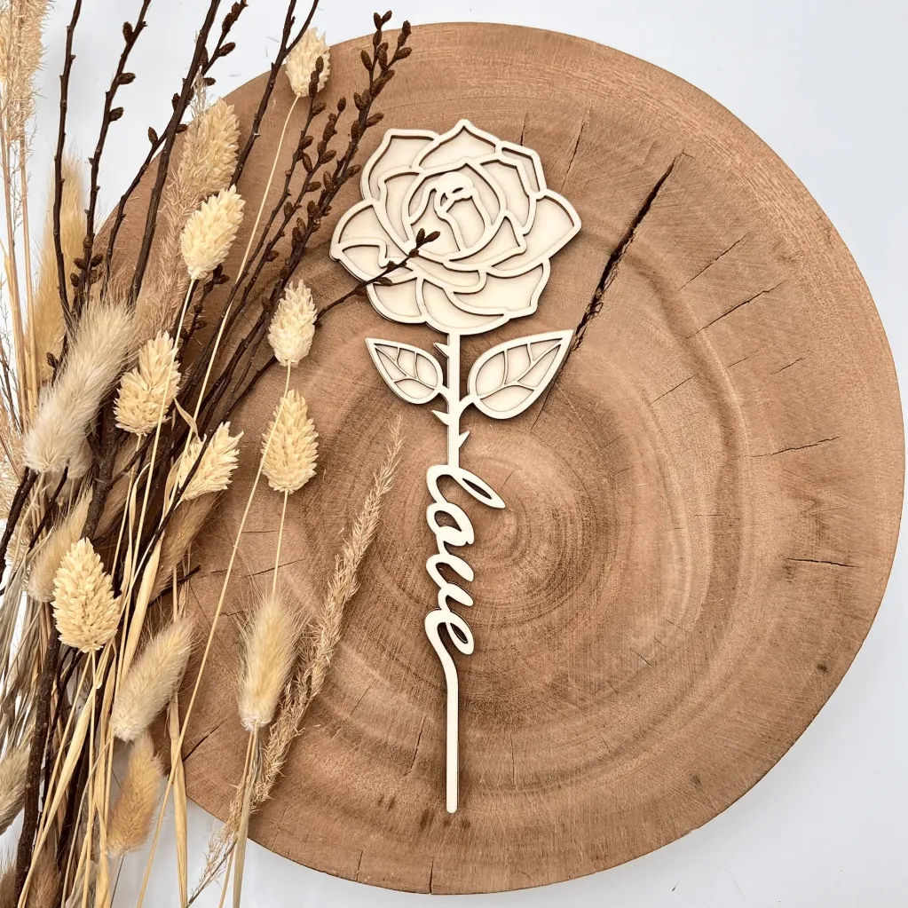 [A00214] Rose mit „love“-Stängel (Natur, 23,5 × 8,5 cm)