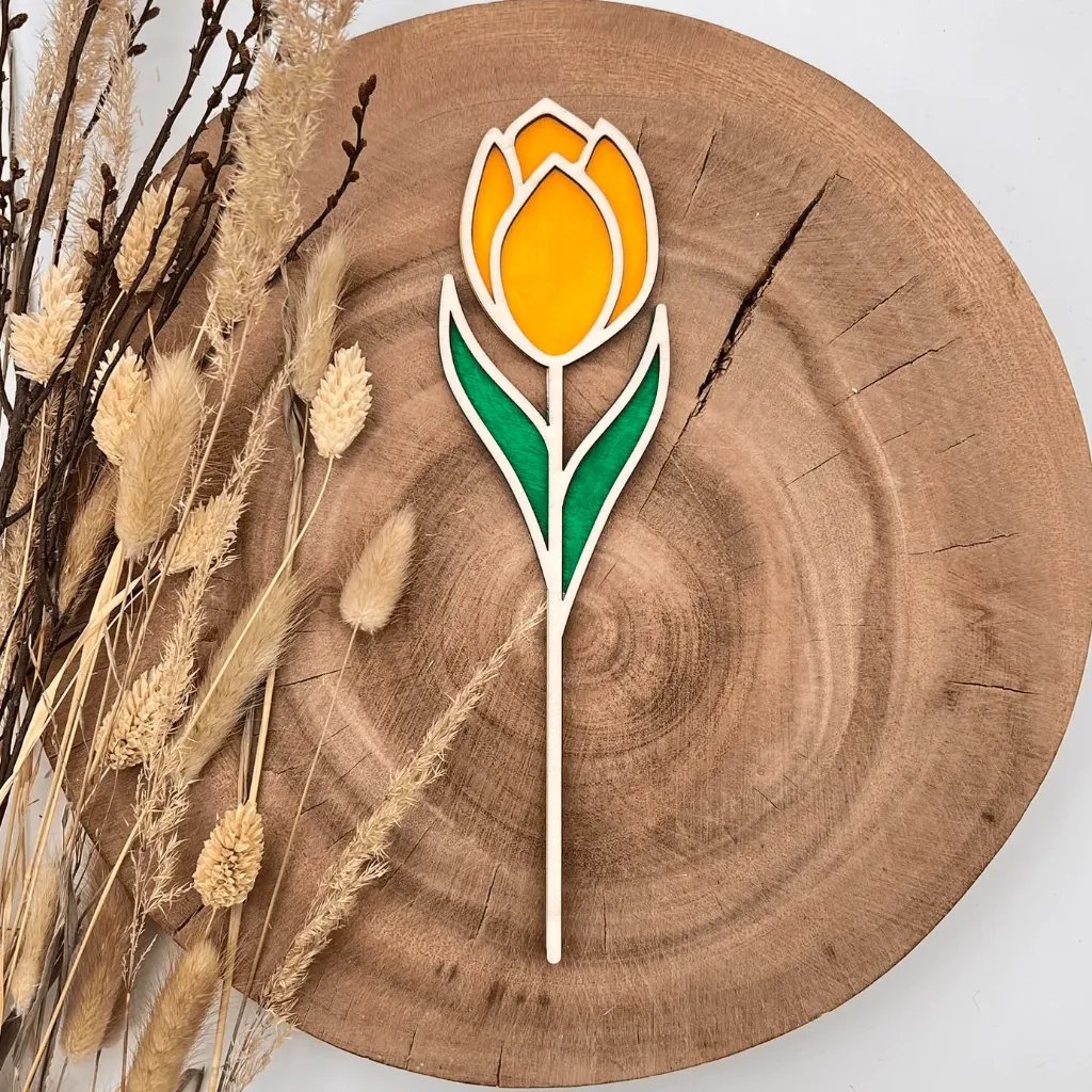 Holz-Tulpe – Deko-Blume lasergeschnitten