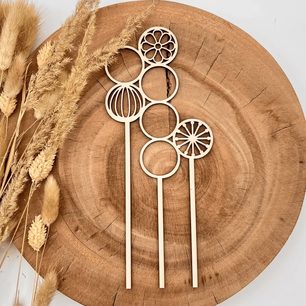 Pflanzenstecker aus Holz – Kreismuster