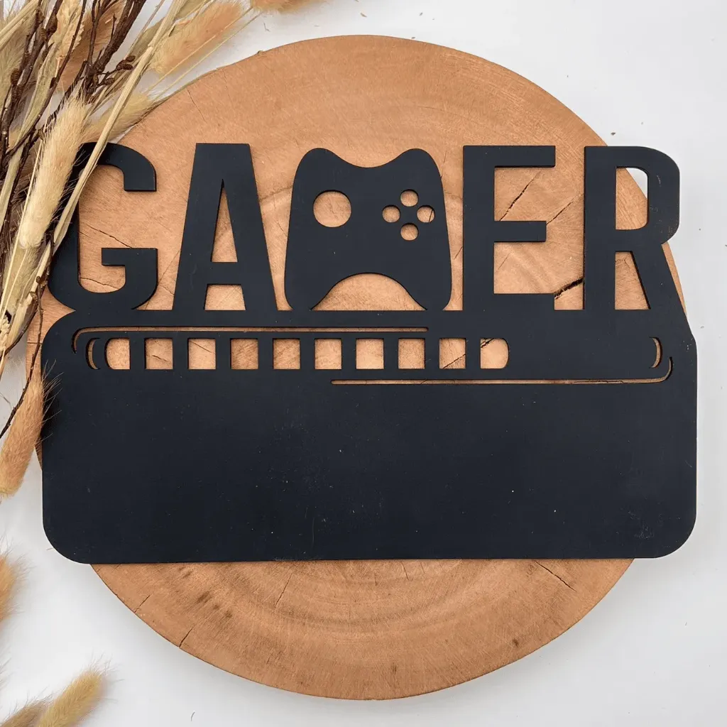Holzschild „GAMER“ – Wanddeko fürs Gaming Zimmer