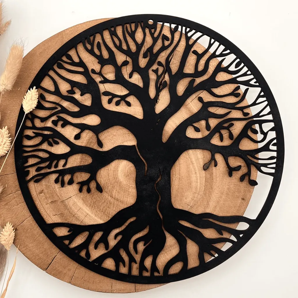 Türkranz aus Holz mit Lebensbaum Motiv