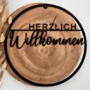 Türkranz aus Holz „HERZLICH Willkommen“