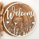 Türkranz aus Holz „Welcome“ mit Blumenmotiv