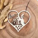 Herz Deko aus Holz – Hochzeitstraum auf Rädern
