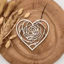 Herz Deko aus Holz – Rosenmotiv