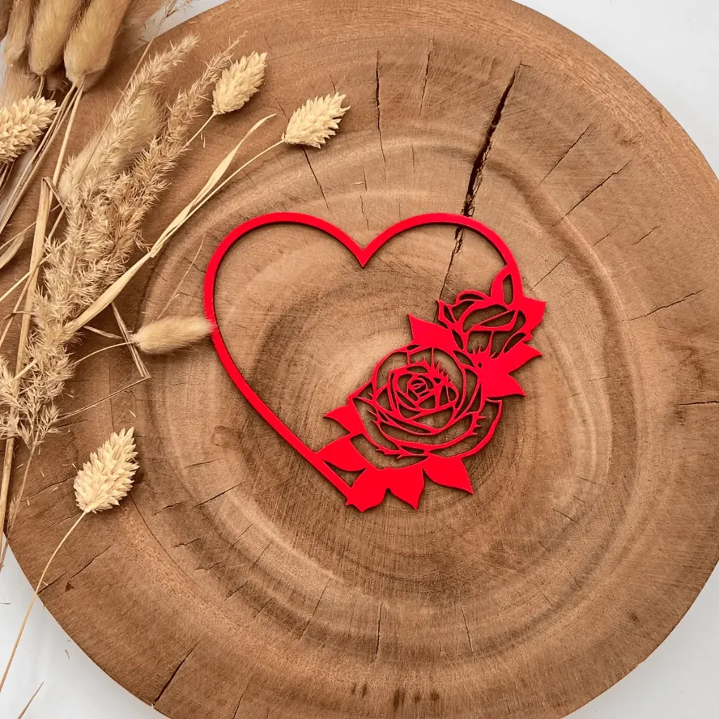 Herz Deko aus Holz – Minimalistische Rosen