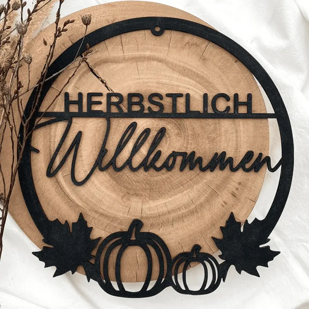 Türkranz aus Holz „HERBSTLICH Willkommen“ mit Herbstmotiv