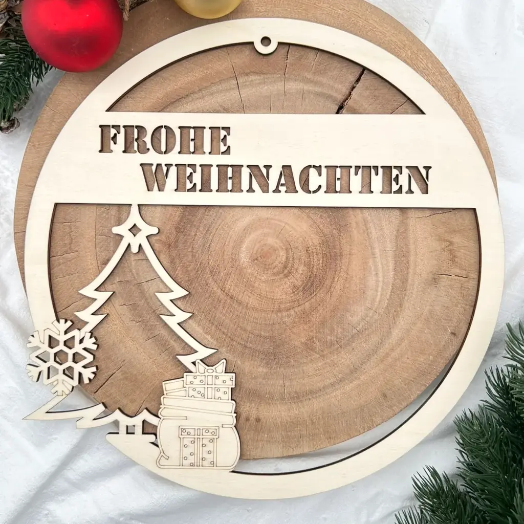 [A01039] Türkranz aus Holz „Frohe Weihnachten“ mit Weihnachtsbaum (Natur)