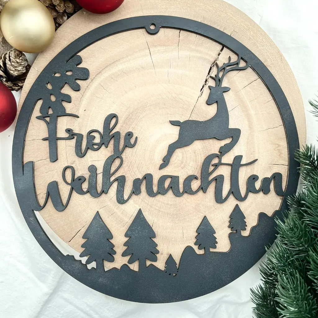 Türkranz aus Holz „Frohe Weihnachten“ mit Rentier
