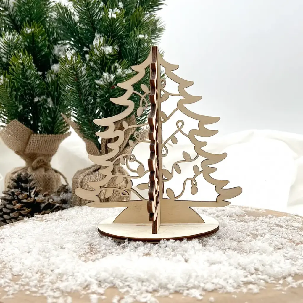 3D-Weihnachtsbaum aus Holz – Festliche Tanne