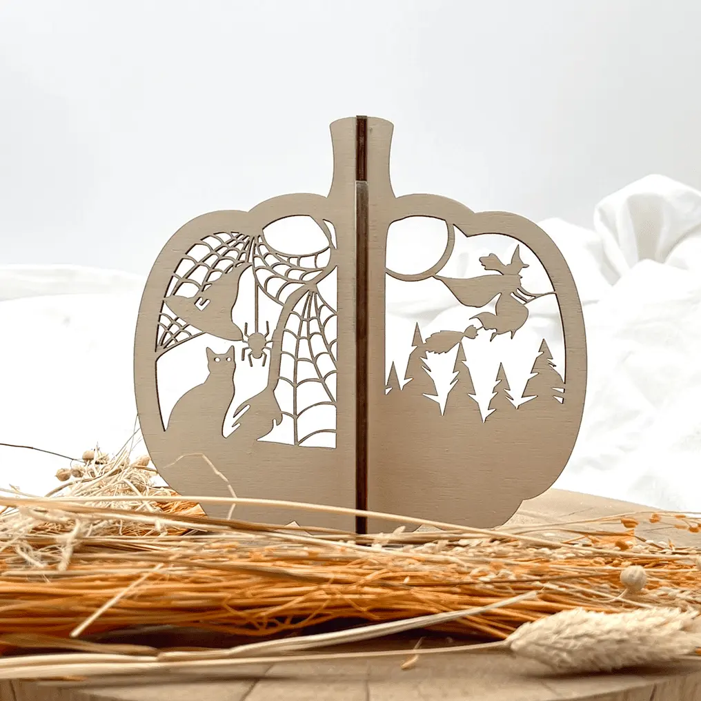 [A01257] 3D Halloween Kürbis aus Holz – Spinnenmotiv (Natur)