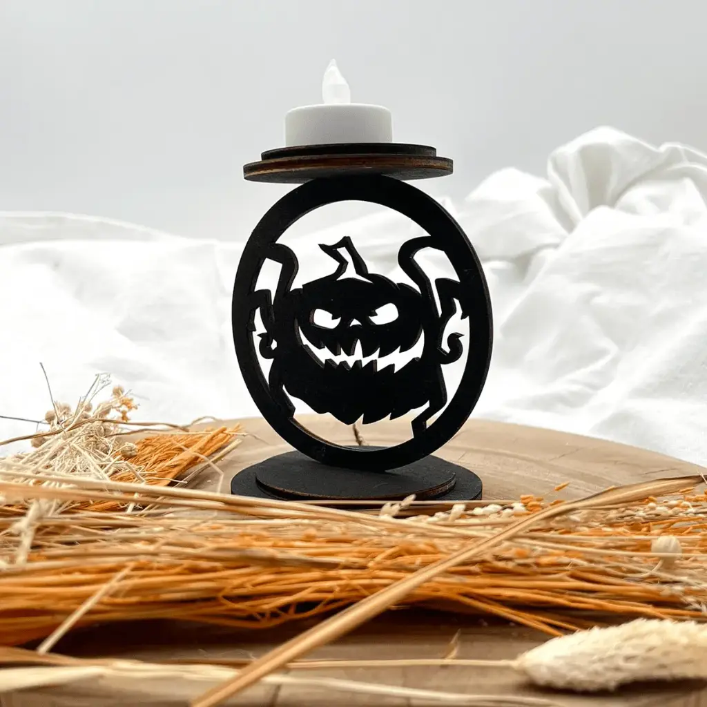 Halloween Teelichthalter aus Holz – Düsterer Kürbisgeist