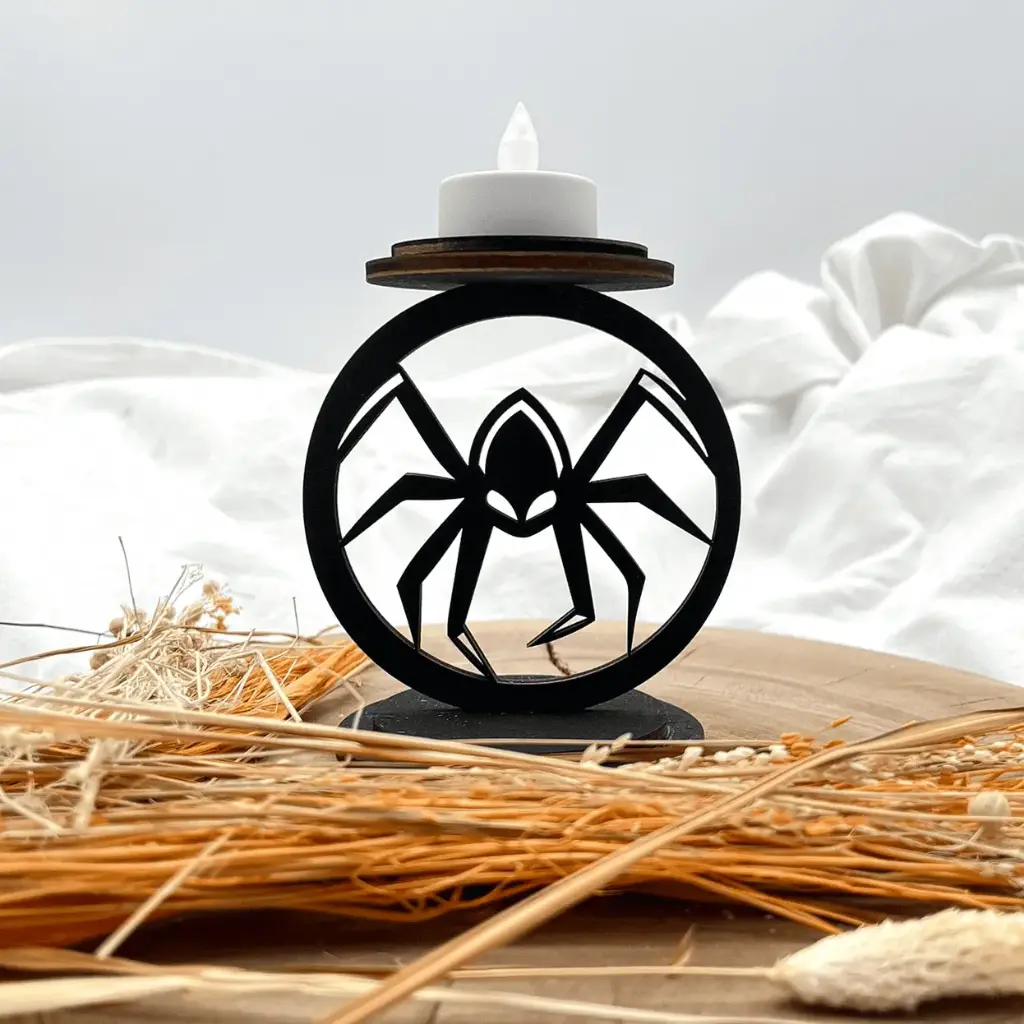 Halloween Teelichthalter aus Holz – Schreckensspinne