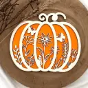 Kürbis Deko aus Holz – Blütendesign