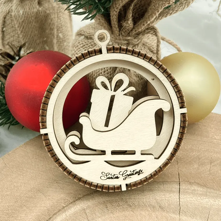 [A01177] 3D-Christbaumschmuck aus Holz – Festlicher Schlittenflug