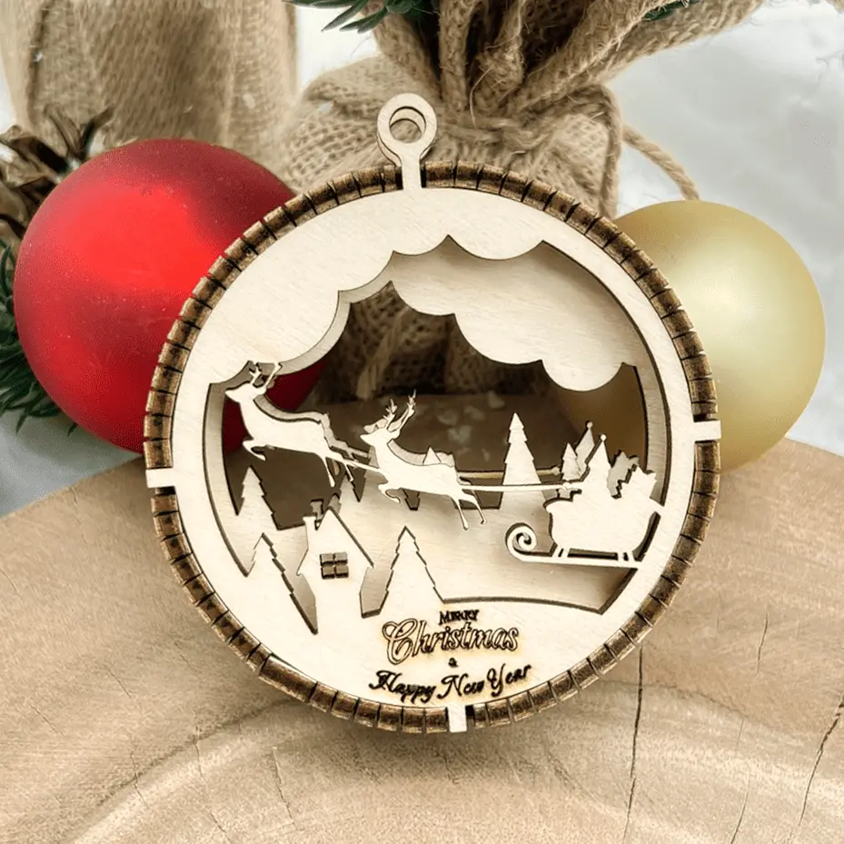 [A01174] 3D-Christbaumschmuck aus Holz – Rentierflug