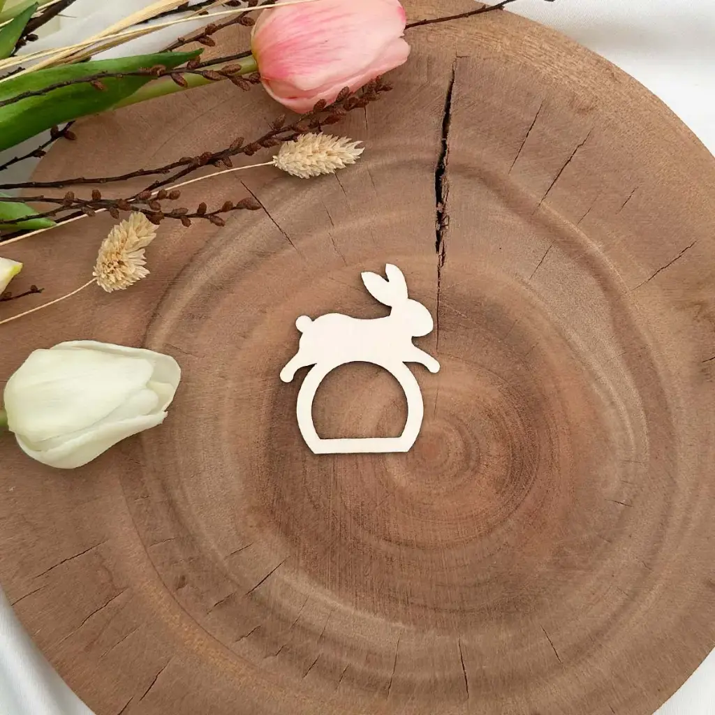 [A01474] Serviettenring aus Holz – Springhase