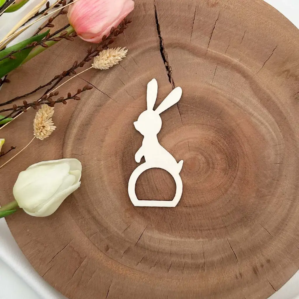 [A01475] Serviettenring aus Holz – Häschen