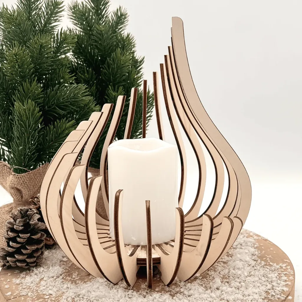LED Kerzenhalter aus Holz – Geschwungenes Design (Natur)